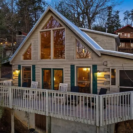 Pigeon Forge View 2 King Bed Wifi Hot Tub Vila